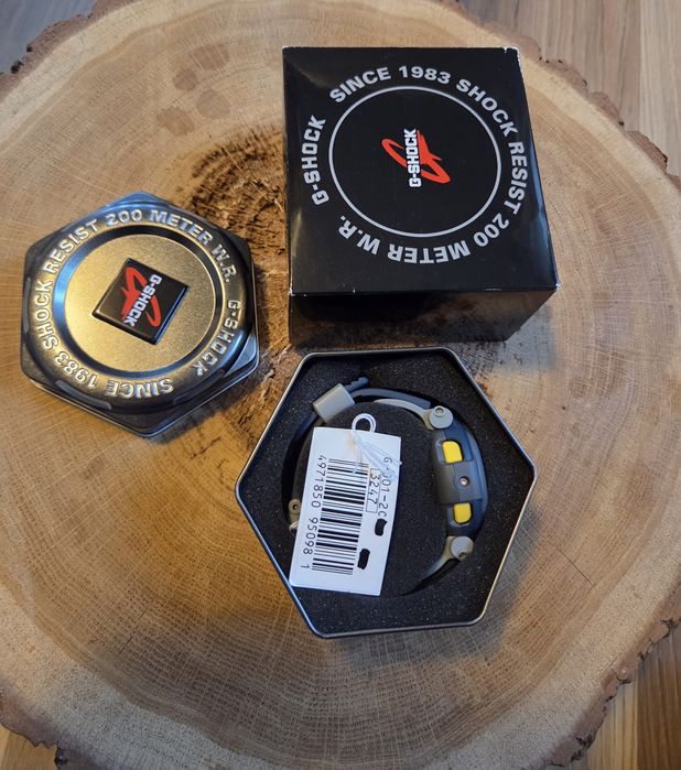 Casio G-Shock  G-001-2C DW-001