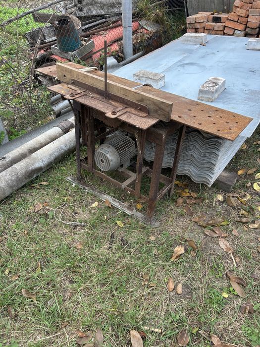 Деревообробний станок