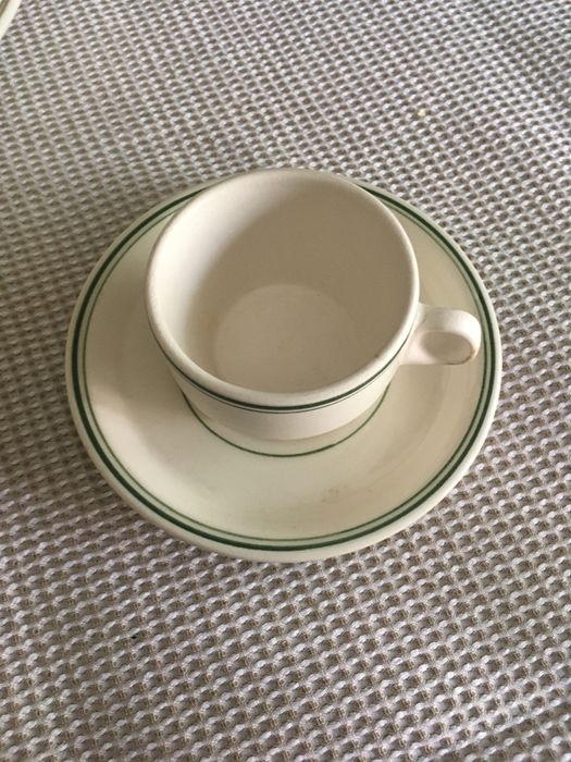 Pratos e chavenas sacavem