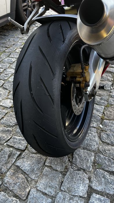 Honda CBR 900 (954) RR Fireblede