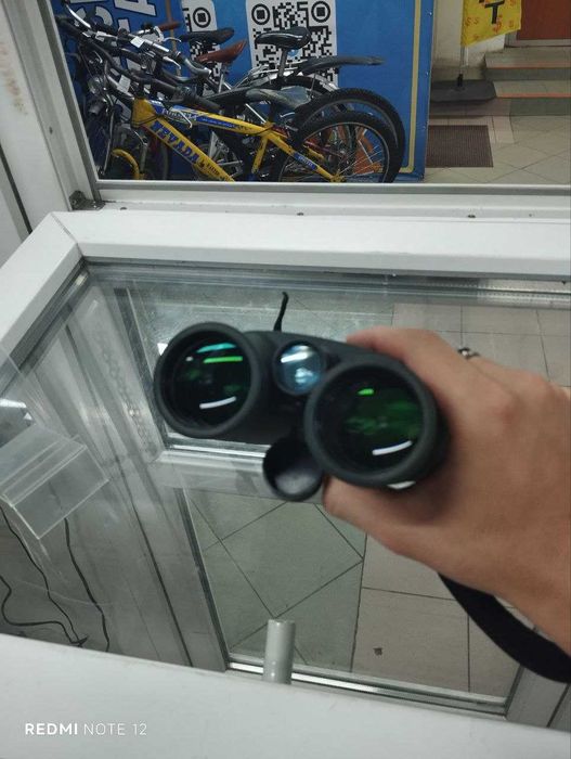 Бінокль FOCUS EAGLE 8X42