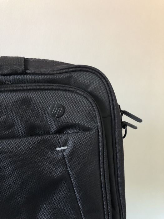 Pasta / mala para Computador HP nunca usada preta