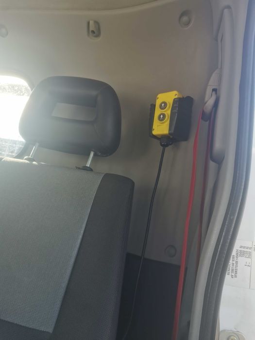 Renault d 3,5 mała ciężarówka, wywrotka