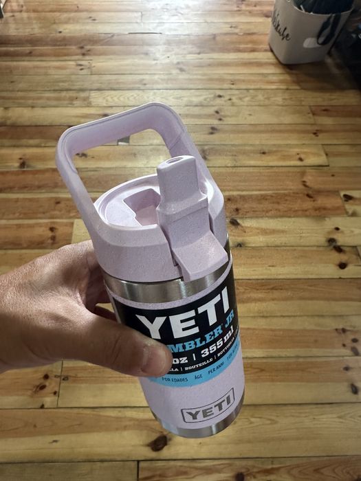 Garrafa termica Yeti nova