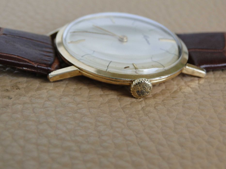 Alpina - piękny szwajcarski garniturowiec