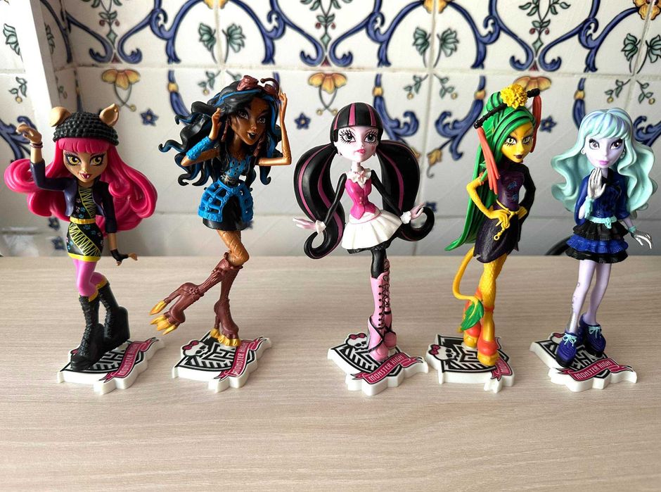 Banda desenhada Monster High bonecas revistas coleçao bd