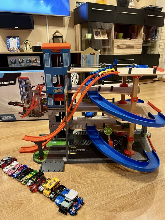 Garaż parking drewniany Lidl play tive