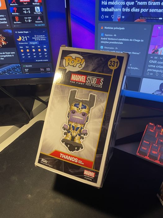 Funko Pop Thanos com Trono 331