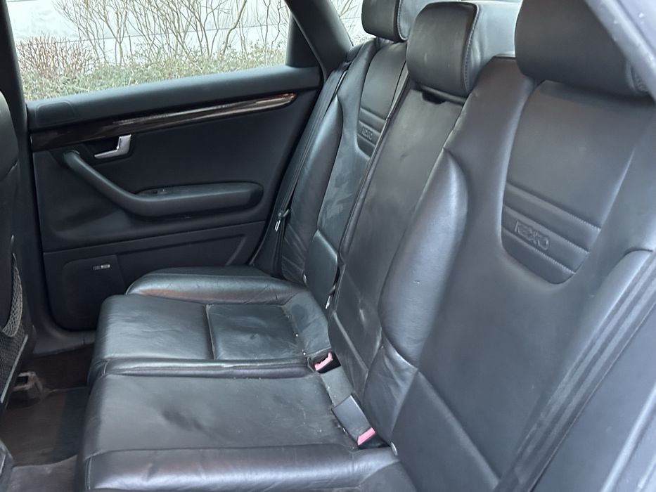 AUDI S4 B6 manual