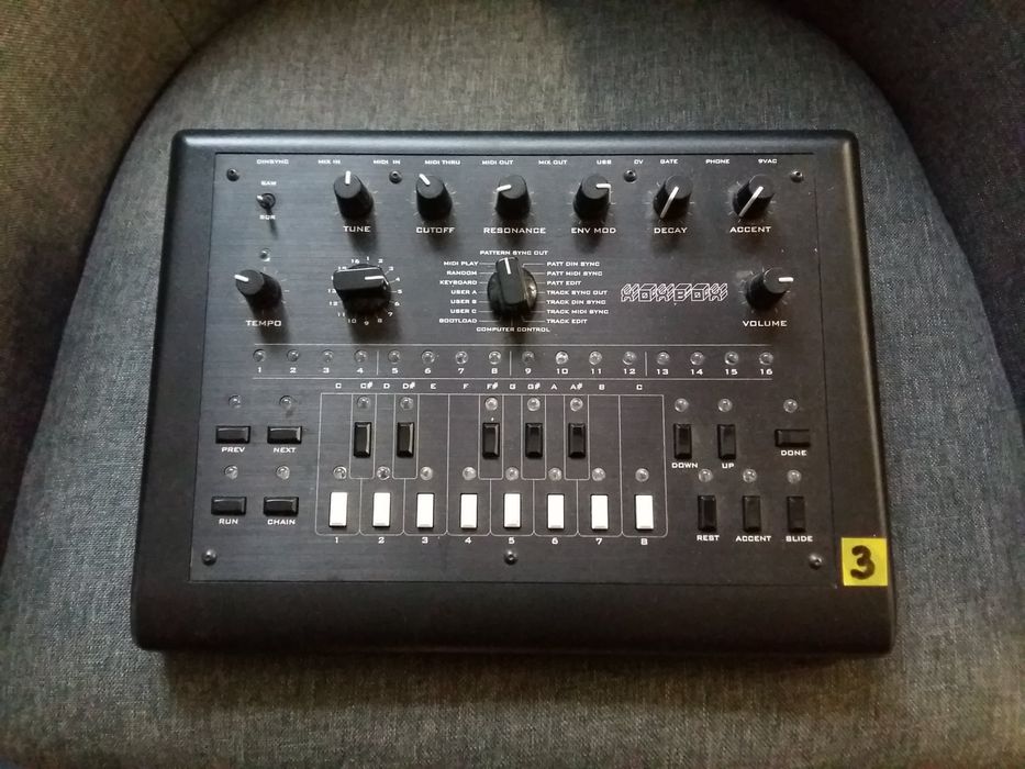 Xox Box 303 klon