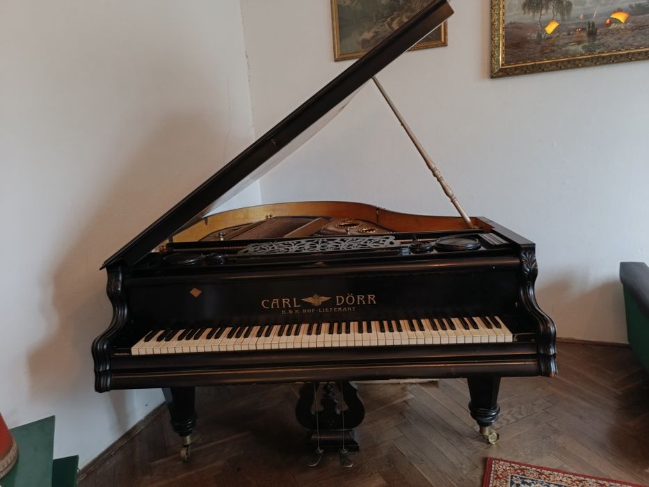 Fortepian Carl Dörr z 1905 roku, antyk