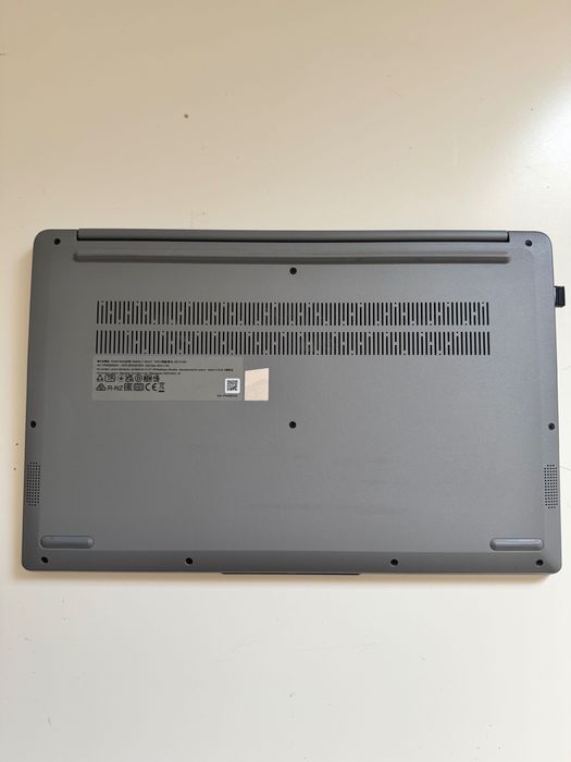 Lenovo IdeaPad 3 Ryzen 5 - Muito rápido - Estado impecável