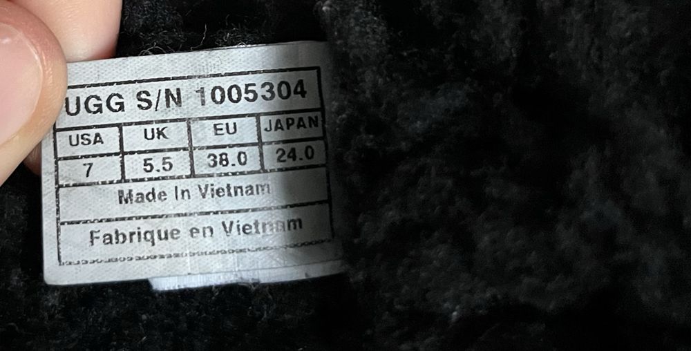 Czarne Buty Śniegowce UGG z futerkiem z kokardami 38