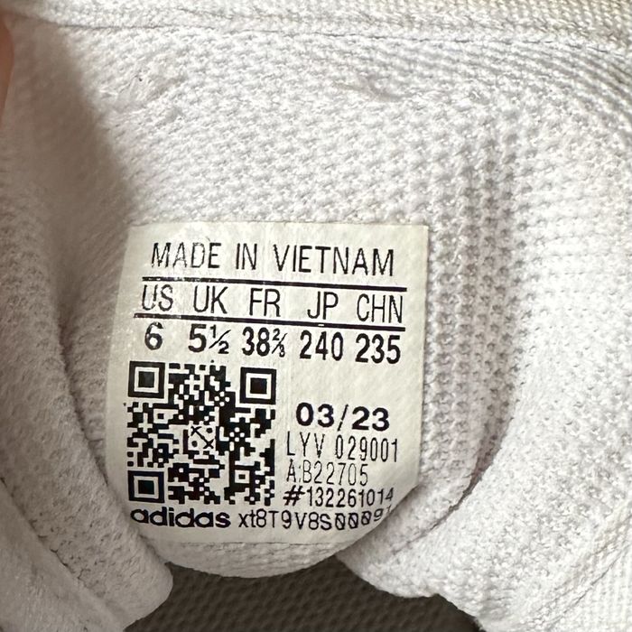 Кросівки  білі Adidas 3Mc