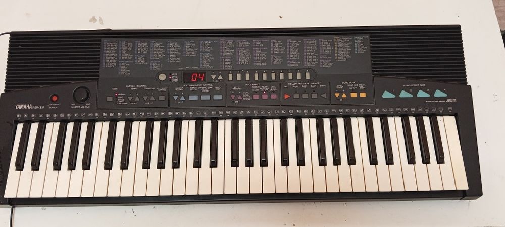 Yamaha PSR-310 keyboard 61 klawiszy + pulpit + oryginalny karton