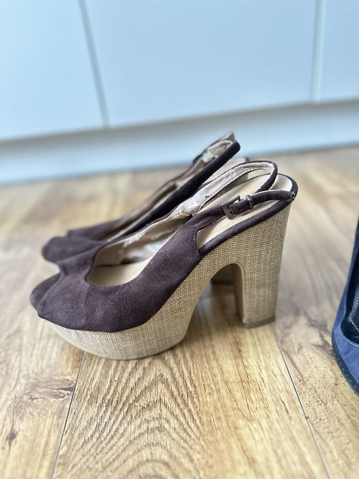 Взуття на каблуку