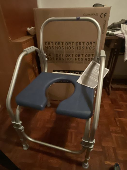 Cadeira de duche e sanitaria Indian da Orthos xxi