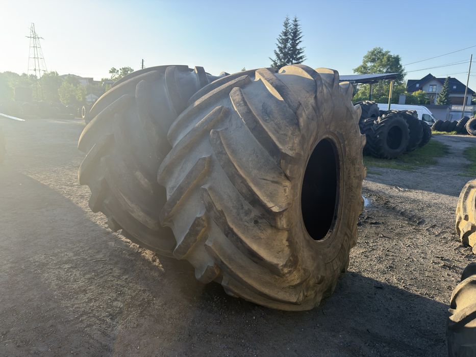 Opony 1000/55R32 Michelin