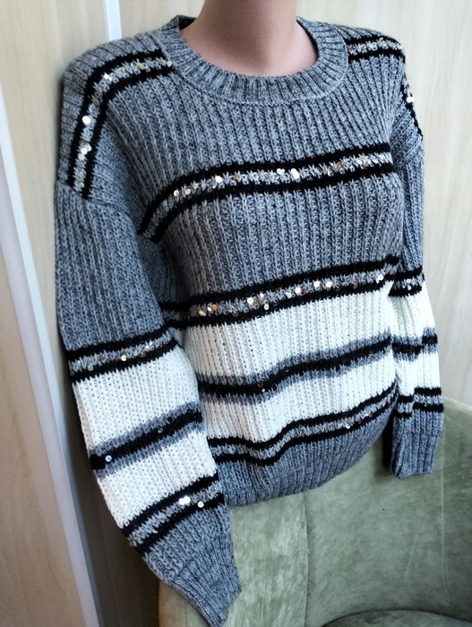 Новые женские свитера