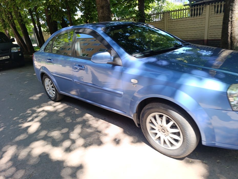 Продам Шевроле лачети 2200$
