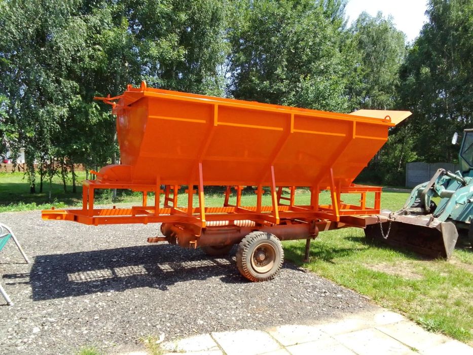 nowa piaskarka P 1 do zimowego utrzymania dróg