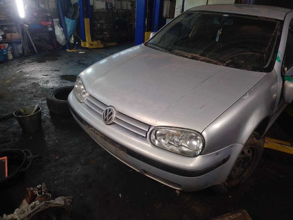 Разборка ГОЛЬФ 4