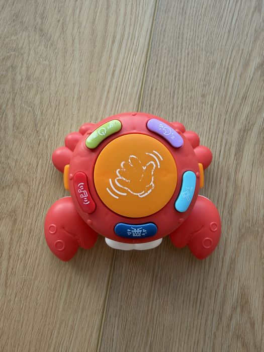 Zabawka krab świecąca