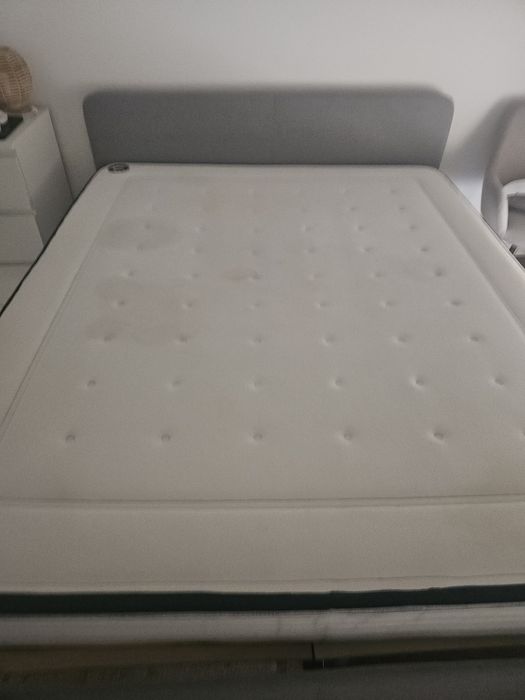 Cama+colchão 160cm