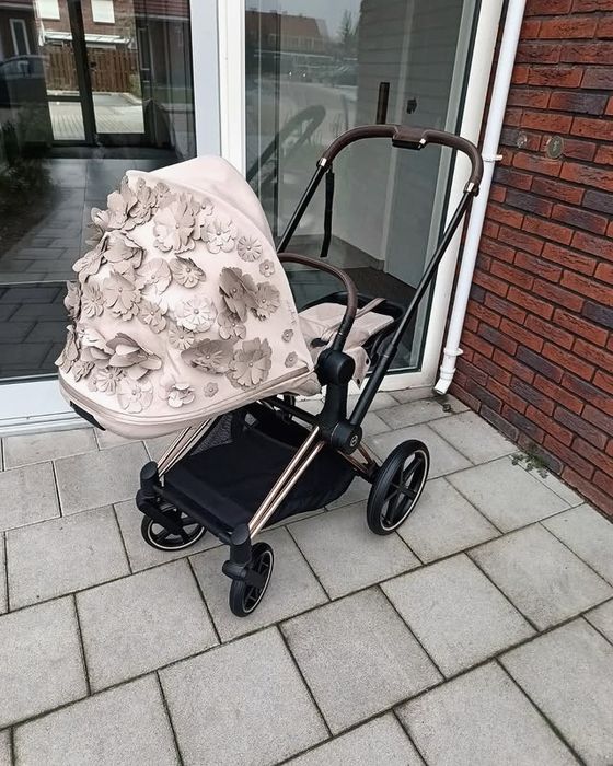 Прогулянковий блок Cybex Priam simply flowers