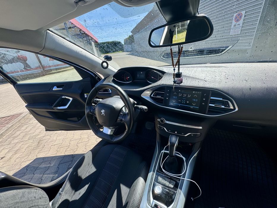 Peugeot 308 2017