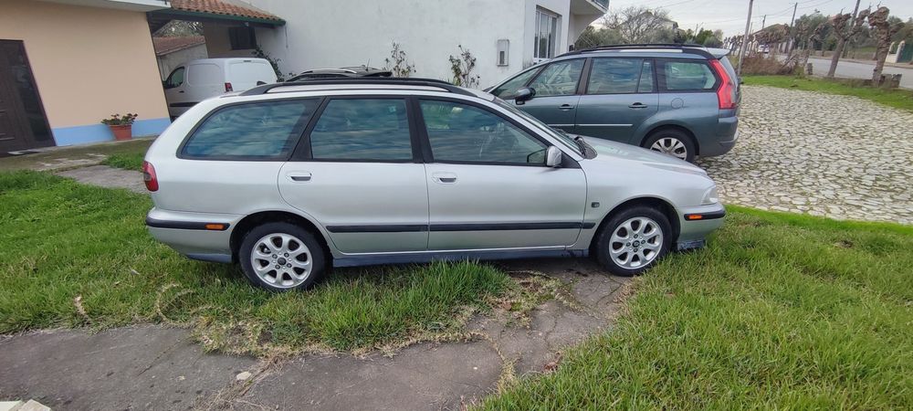 Volvo v40 1.6 gasolina