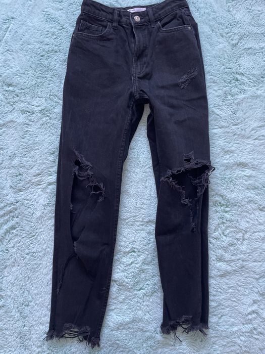 Bershka roz 32 podarte slodnie