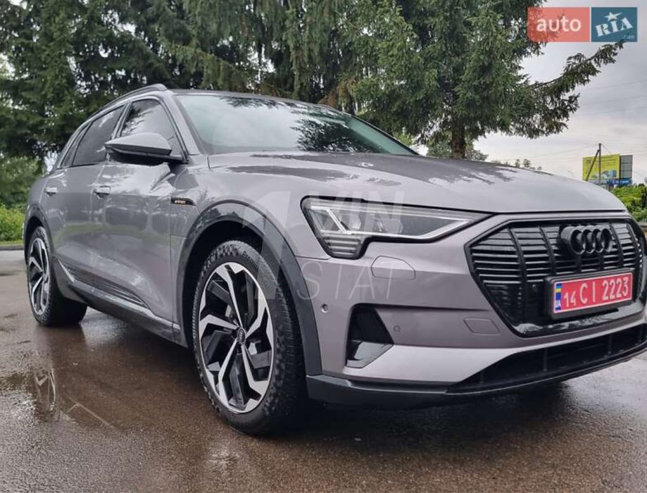 Audi Etron Q8 , 95kw , європа , не бита, обмін на нерухомість