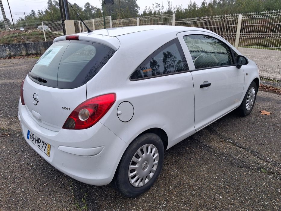 Opel corsa 1.3cc comercial diesel