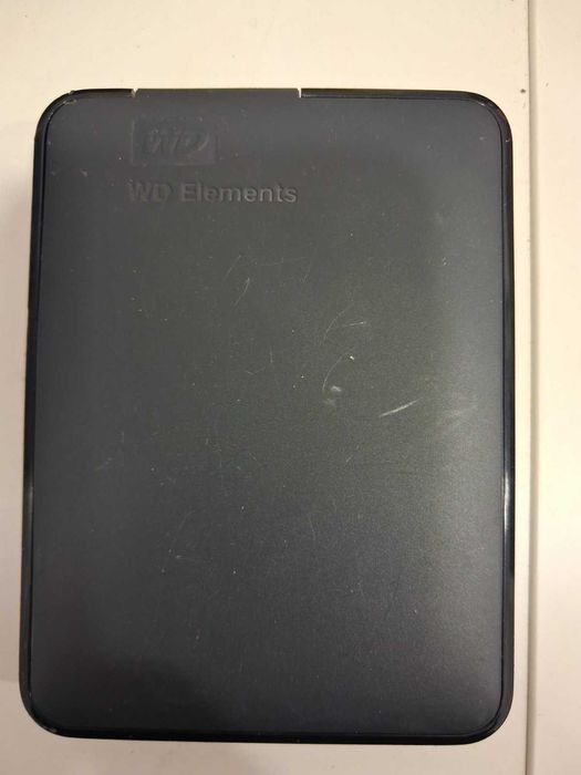 Зовнішній жорсткий диск WD Elements 4TB (USB 3.0)