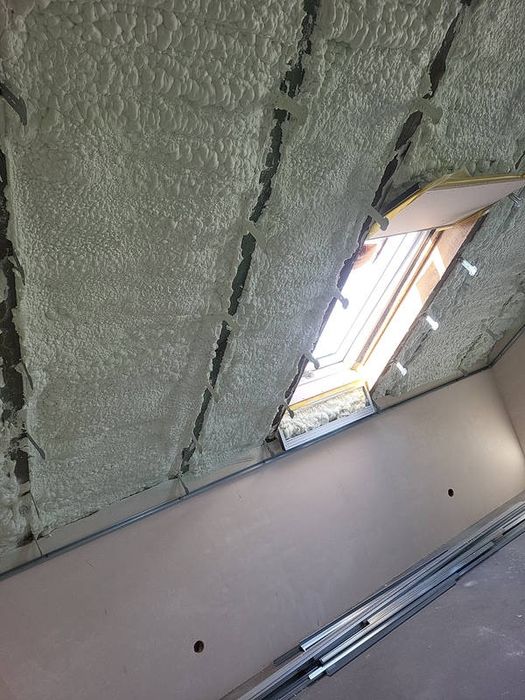 Ocieplenie poddasza pianą PUR, Ropczyce, Dębica,