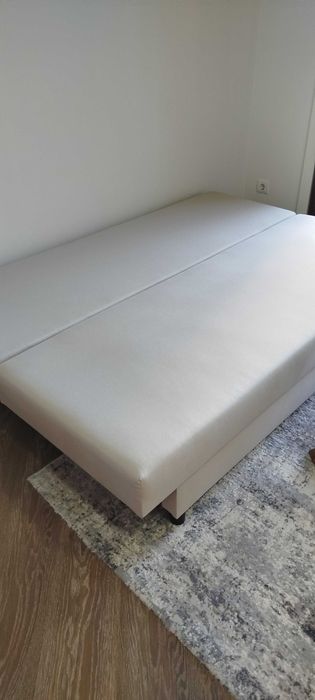 Sofá cama como novo, com 3 almofadas
