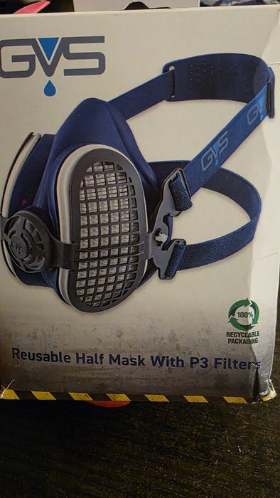 Półmaska GVS plus filtry.