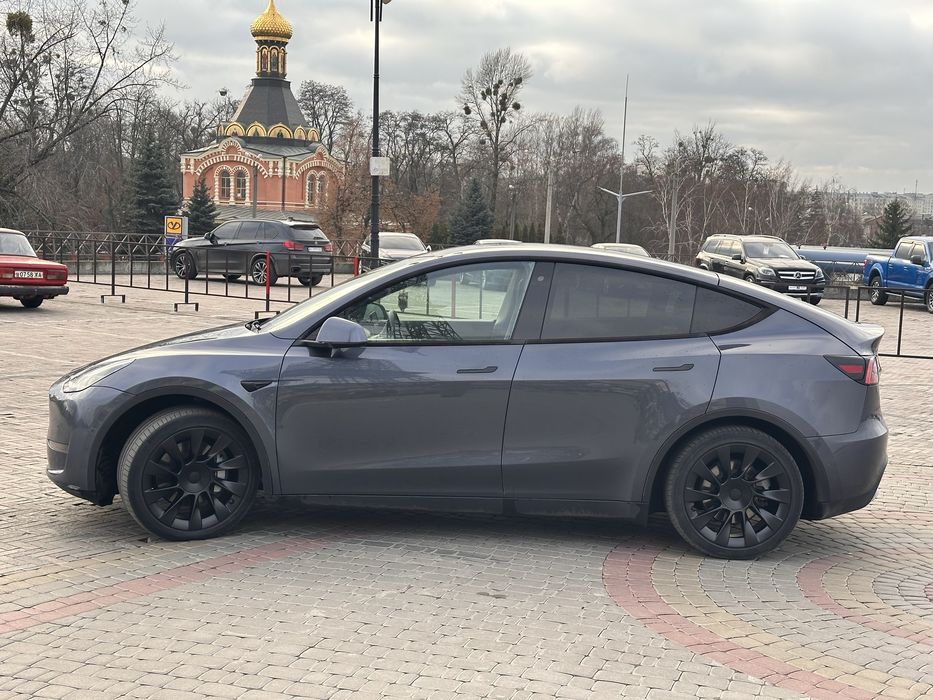 Tesla model Y long range