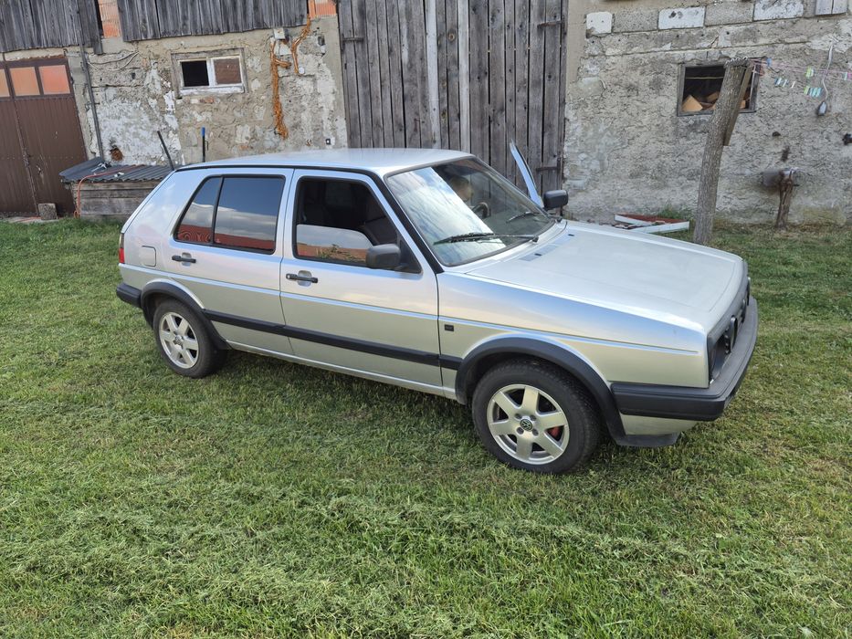 Sprzeda  golfa 2