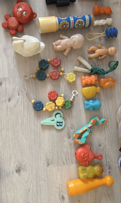 Игрушки по 20 грн