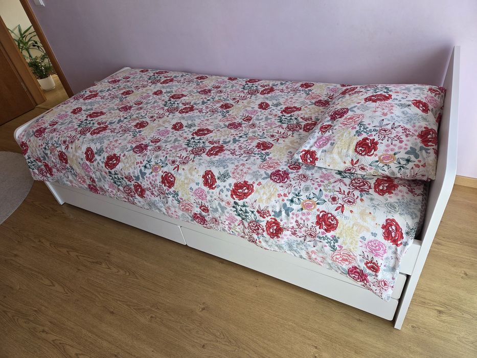 Estrutura cama c/cama branca + gavetas de arrumação + 2 colchões