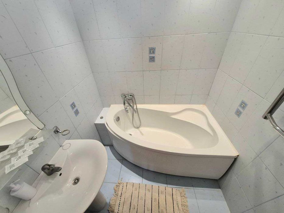 3к Метро Печерская Алмазова Центр Квартира подобово Зараз діє знижка