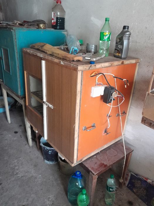 Продам  инкубатор