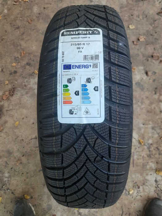 Opona zimowa 215/65/17 semperit speed grip 5 NOWA nieużywana Fr mfs rant ochronny rim protect 215/65r17 2025 NOWA
