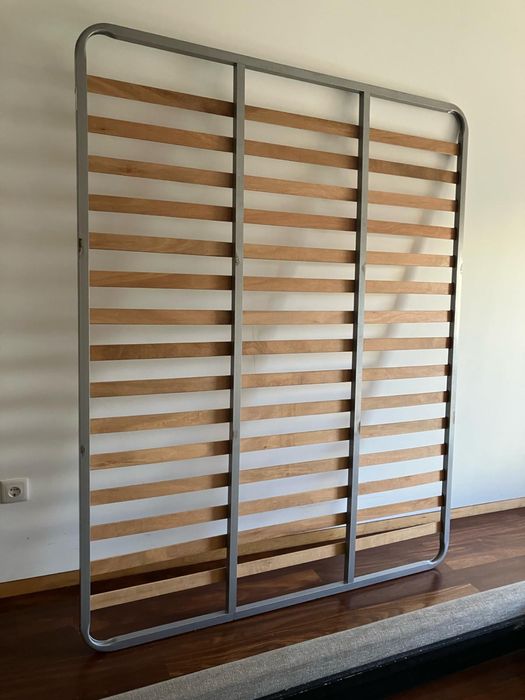 Cama estofada com estrado64552699186689121