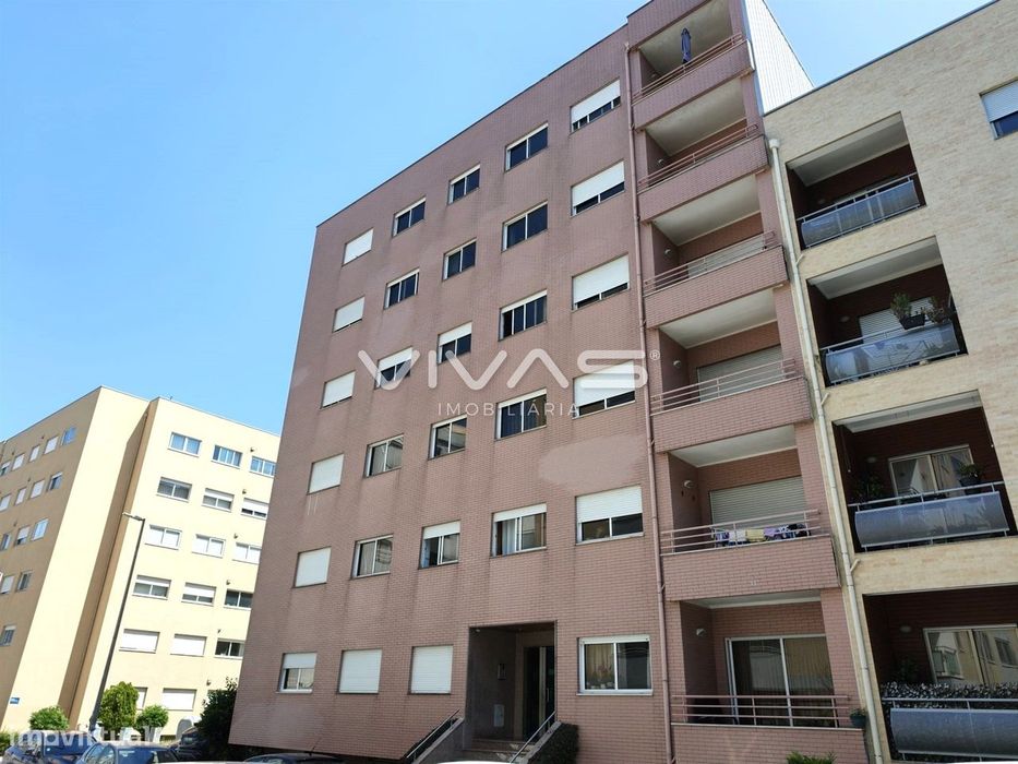 Apartamento T1 Arrendamento em Nogueira, Fraião e Lamaçães,Braga