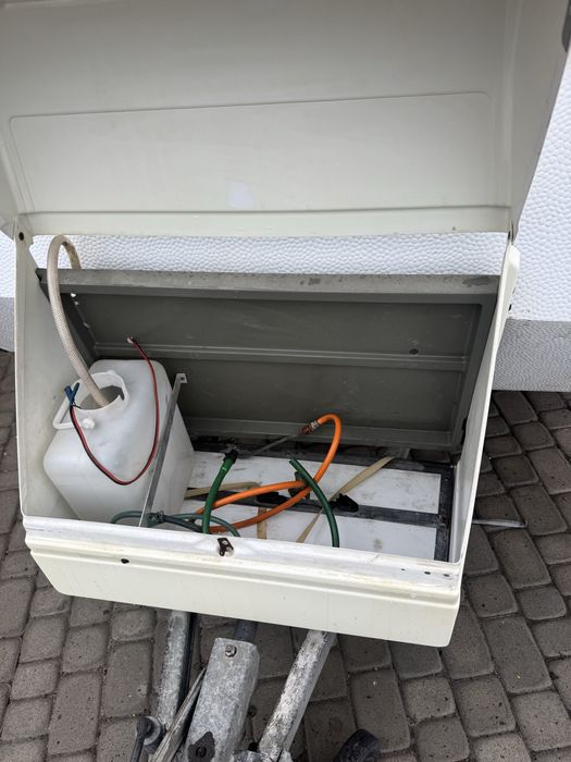 Кемпер дім на колесах