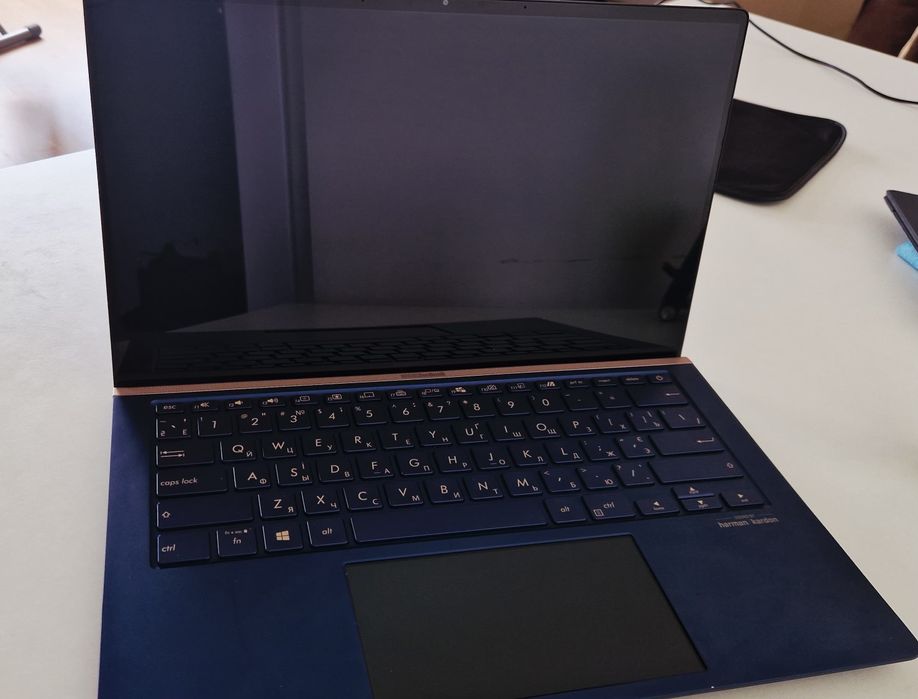 ASUS ZenBook 14 UX434F