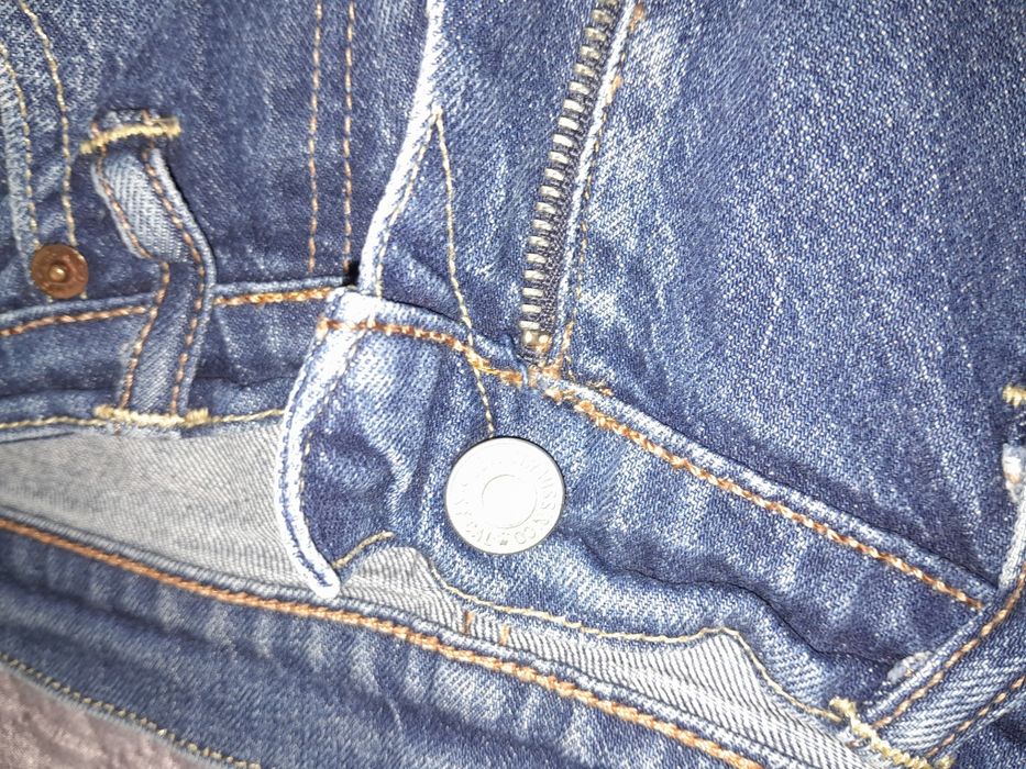 Calças levi's 502 portes grátis